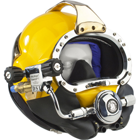 KM 17B Helmet 2 - Prod.jpg